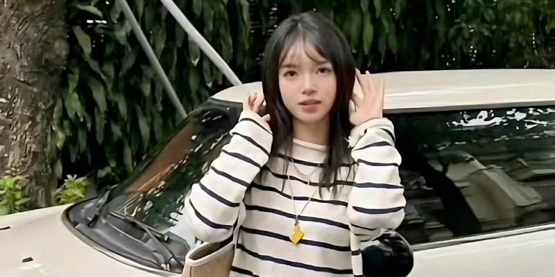 Nhung Layla sinh năm 2k5 ở huyện Hoài Đức, Hà Nội
