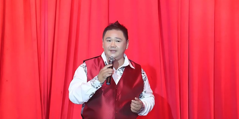 Minh Béo từng tham gia nhiều hoạt động nghệ thuật tại Việt Nam
