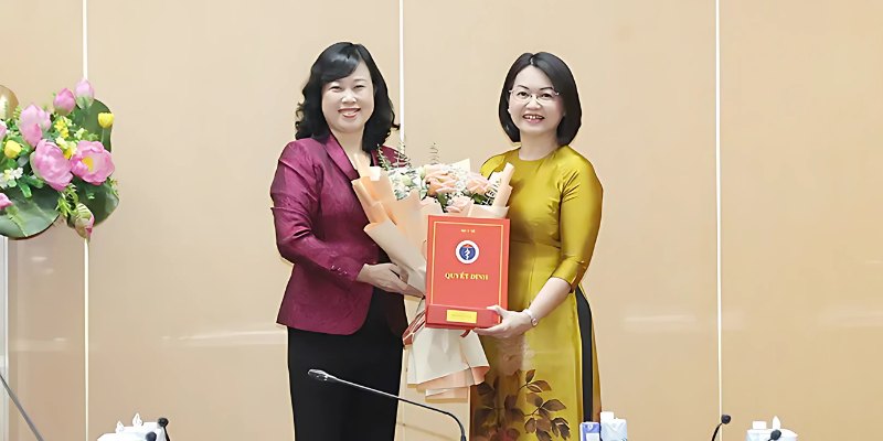 Tiến sĩ Trần Việt Nga nắm giữ chức vụ Cục trưởng Cục An toàn thực phẩm từ 2023