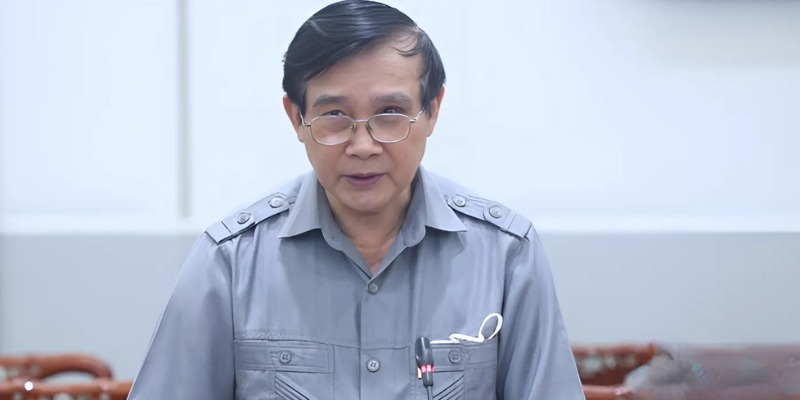 Ông đưa ra kiến nghị đưa Lịch sử thành môn học bắt buộc